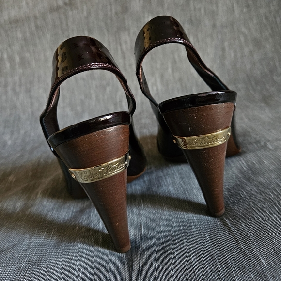 Louis vuitton Plum Patent Leather Metallic Gold Slingback Luxury Heels Size 6 US - Picture 4 of 16